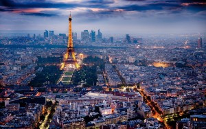 486797408-Eiffel_Tower_Paris_city_lights_city_skyline_2560x1600-qx6R-2560x1600-MM-100